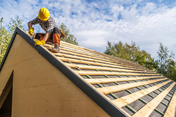 Best Flat Roof Repair Services  in Polk City, IA